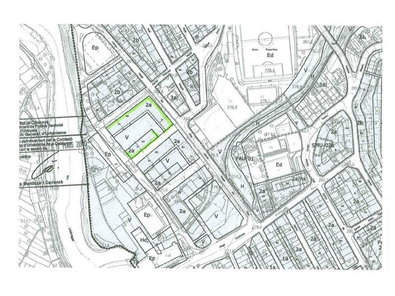 Foto 48ec6484-dae1-4f3b-b56b-0ea0c4a4de51. Edificio in francesc macià 3 in Sallent