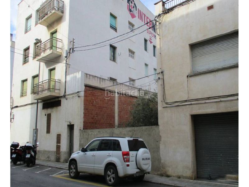 Foto e9a0fe4b-8c46-4990-afb1-9b4f3c7277c4. Finca rústica a calle marià benlliure 51 a Centre Roses