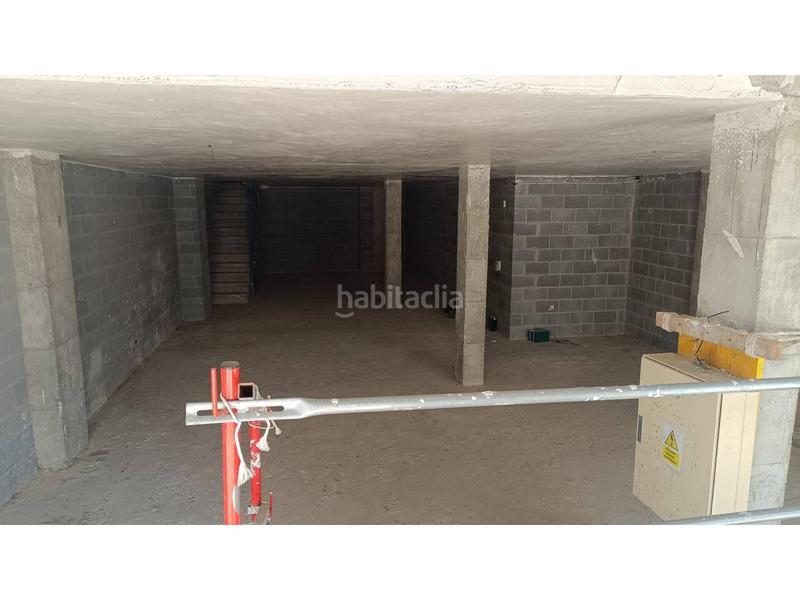 Foto 2c9843da-535b-41cc-b2f3-e9baf25d9534. Local commercial dans comerç 10 dans Eixample Sabadell