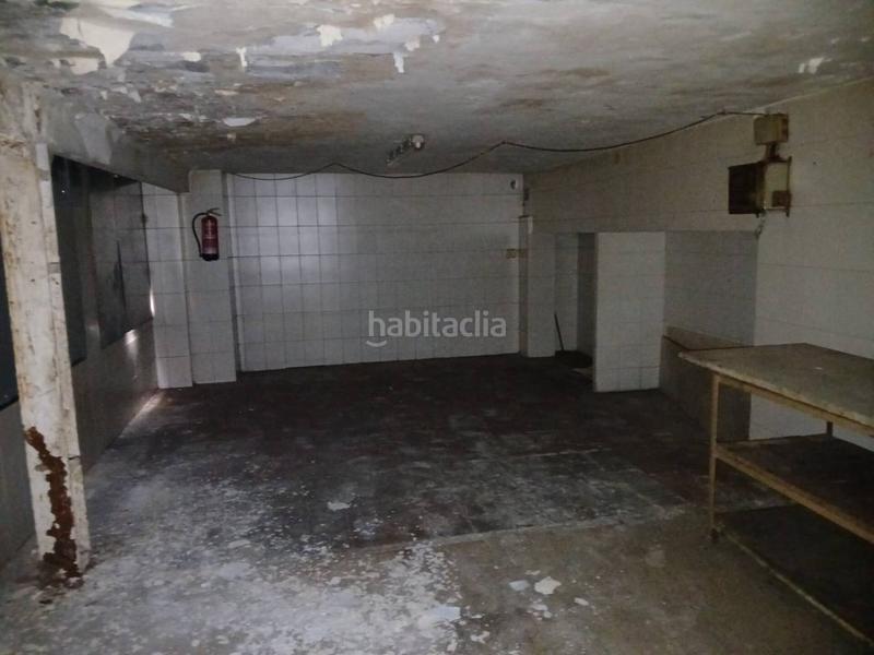 Foto 319896f3-10cb-4e3d-88d5-2df73b943a44. Edificio  en venta para reformar completamente en Sabadell