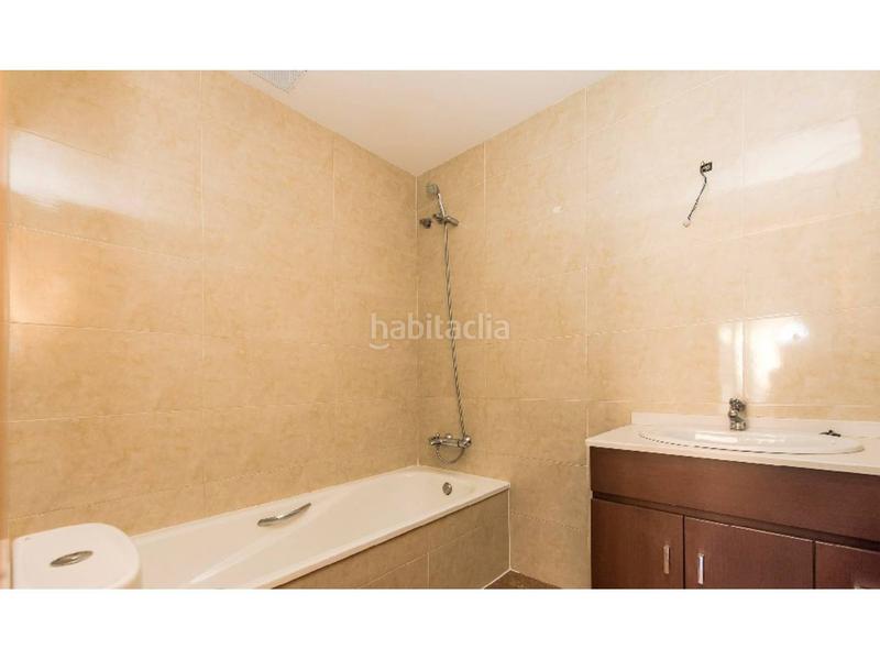 Foto f2def346-f6bd-4a7f-8dee-f16dc8f82682. Appartamento in Creu Alta Sabadell