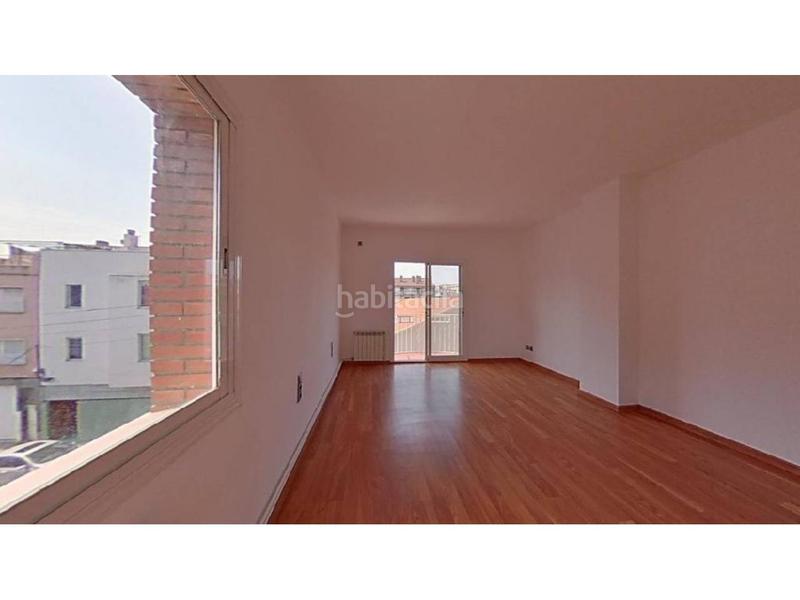 Foto b3132d16-5156-4a8b-ace0-ad54652d9dc8. Dúplex piso en Gràcia en Gràcia Sabadell