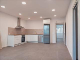 Appartement à Ca n'Oriac. Bajos a estrenar en carretera de prats