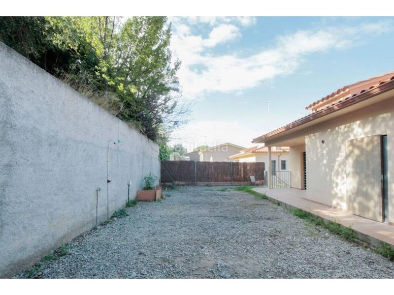 Foto d4b8e023-acc0-45b9-a41a-67211a0137ad. Casa amb aparcament a Castellnou-Can Mir-Can Solà Rubí