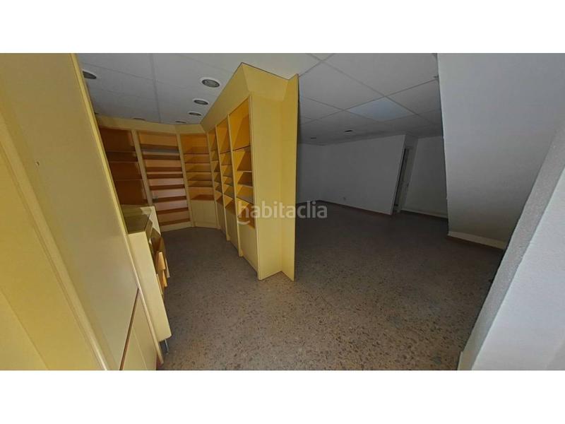 Foto 05ad7665-5a7b-4812-9e73-f45fe3d6a7cd. Locale commerciale in Hostafrancs Sabadell