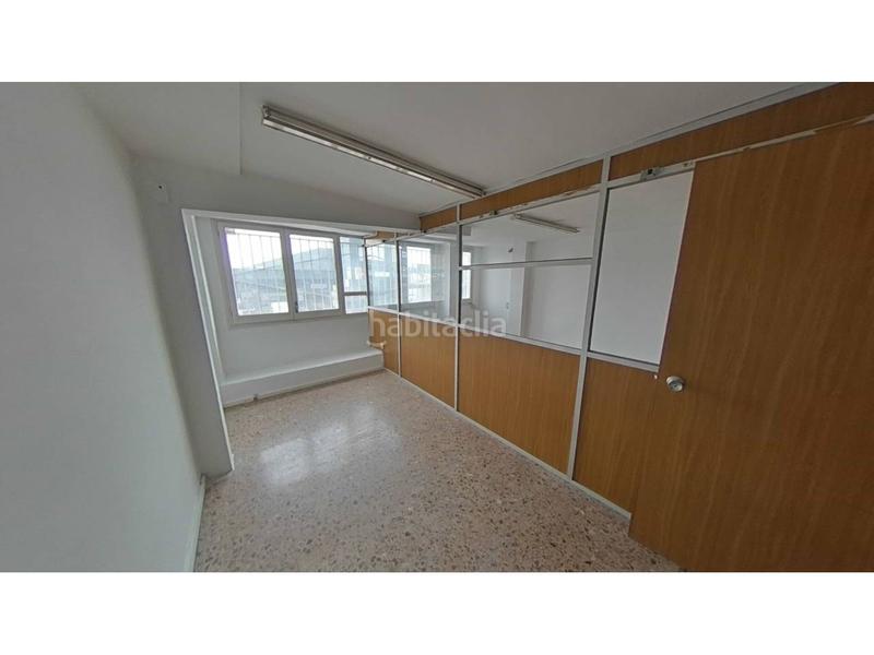 Foto fe4a9468-9afe-4f00-928b-e635d162bd00. Locale commerciale in Hostafrancs Sabadell