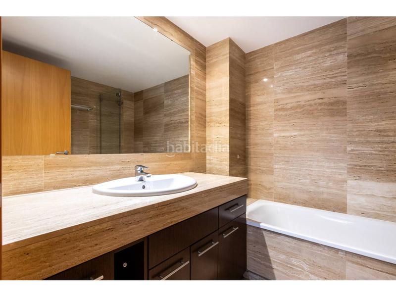 Foto 9f4f6666-d052-48b0-bd41-9badea79a388. Appartement avec chauffage parking dans Centre Sabadell