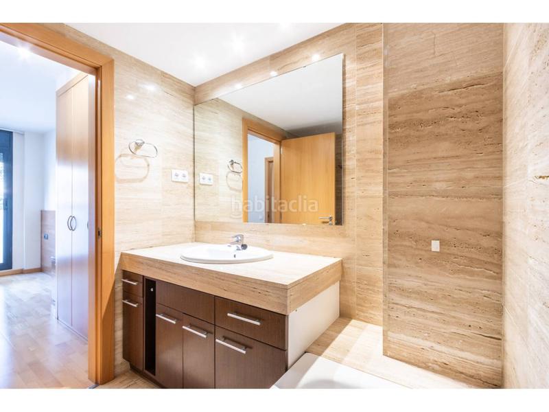 Foto b31f0d1c-374d-4a23-84da-b480f6ce6abc. Appartement avec chauffage parking dans Centre Sabadell