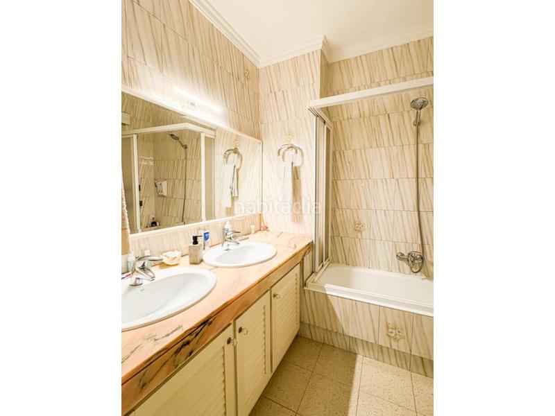 Foto 3df4f577-dcce-4168-bed4-b71a48841859. Maison jumelée avec chauffage parking dans Poble - Casc Antic Castellar del Vallès