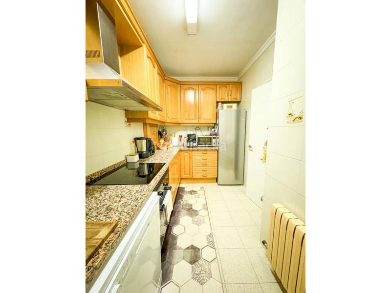 Foto c47e0543-aa74-4586-80c2-b842178008ea. Maison jumelée avec chauffage parking dans Poble - Casc Antic Castellar del Vallès