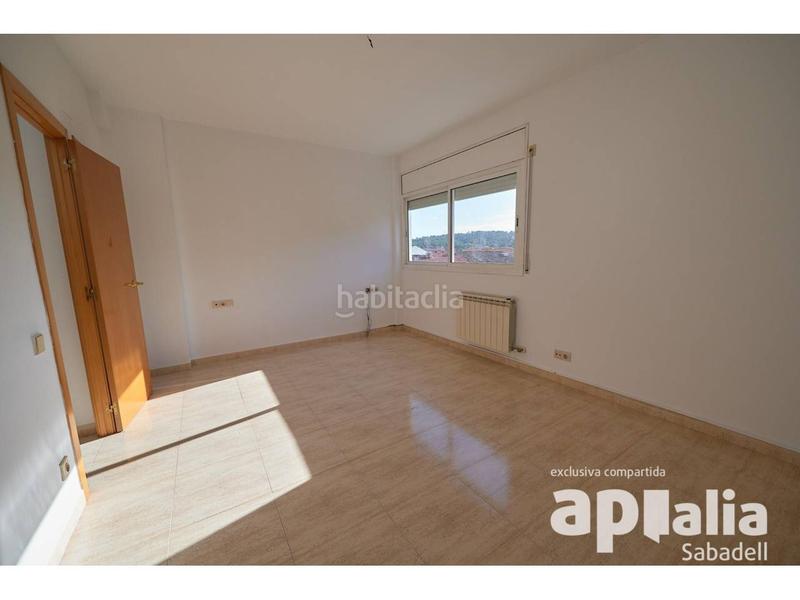 Foto 9947cc52-846f-4924-966e-8b7077e52735. Maison avec chauffage parking dans Sentmenat