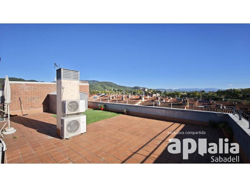 Foto 25e9d885-3b91-4d82-b382-6e53f9321b33. Etagenwohnung mit heizung parking in Sentmenat