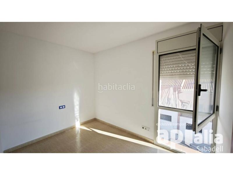 Foto 35f6d475-3bf6-47ab-9657-6a1d3dfd783f. Etagenwohnung mit heizung parking in Sentmenat