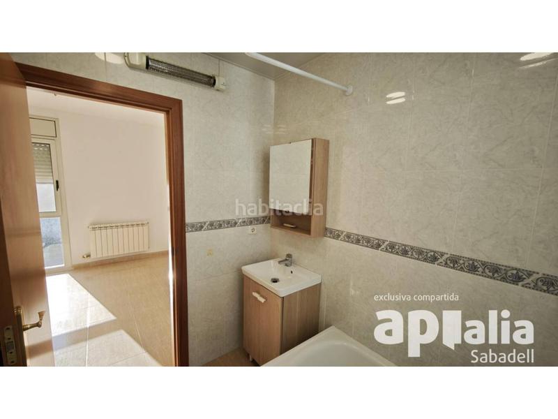 Foto 4df38c38-c92c-48ed-b0e6-40dc3856f7b4. Etagenwohnung mit heizung parking in Sentmenat