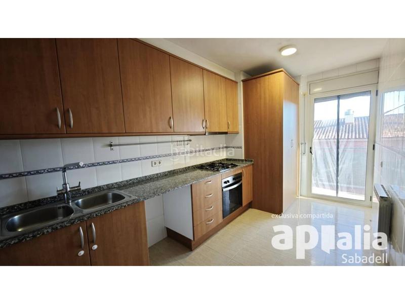 Foto 71f73fd0-2431-4bc1-b449-7437cba38cc0. Etagenwohnung mit heizung parking in Sentmenat