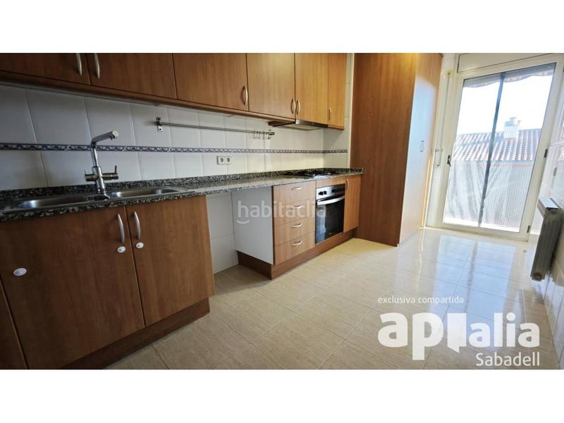 Foto 7895ad3f-521f-412e-a32a-9752029fec08. Etagenwohnung mit heizung parking in Sentmenat