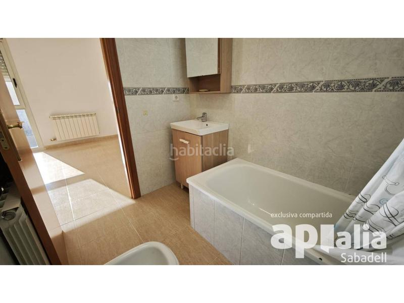 Foto b8eceb07-5768-4f3f-9244-3121d4af4b42. Etagenwohnung mit heizung parking in Sentmenat