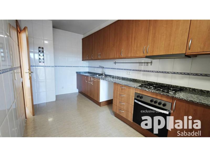 Foto c140e45d-e338-4a4f-aa3b-6974f7894208. Etagenwohnung mit heizung parking in Sentmenat