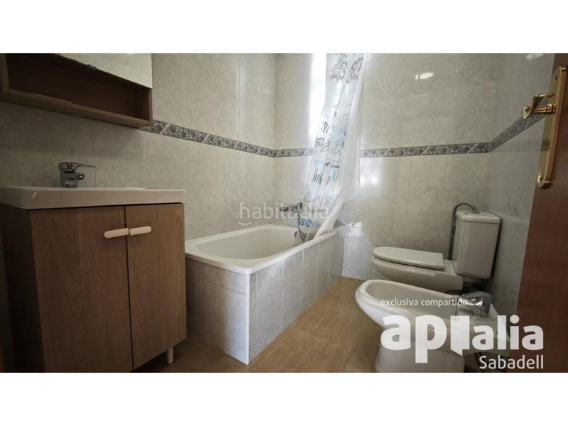 Foto e4e1b5bb-465e-4339-a722-33524c9e07d7. Etagenwohnung mit heizung parking in Sentmenat