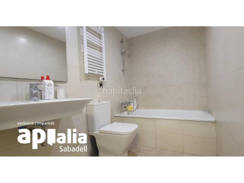 Foto b9c16919-a1d7-439f-a4f6-7dc4a1462aab. Piso  en venta en Eixamplesant oleguer08203 en Sabadell