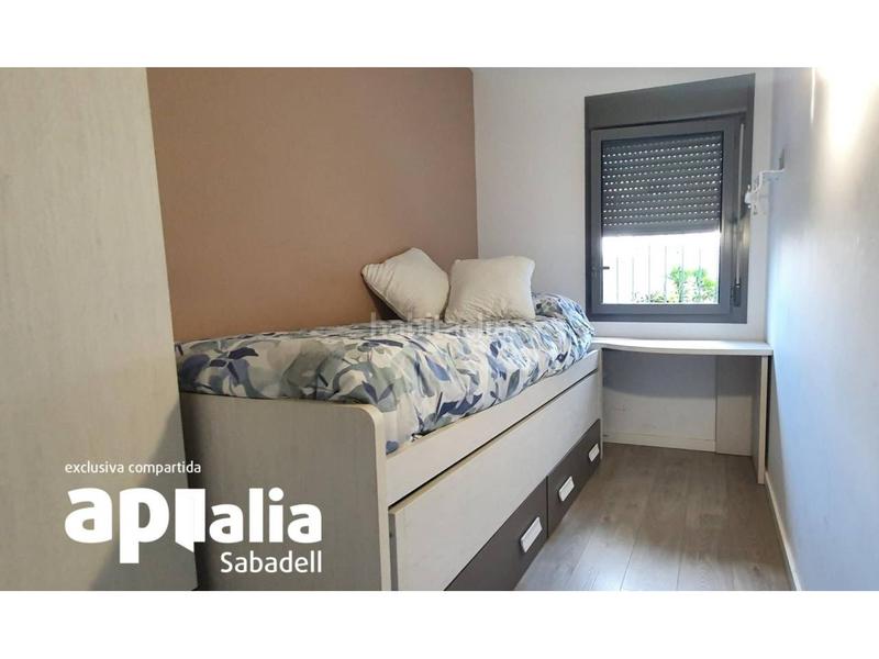 Foto bc755eb6-1165-41f6-96ff-1d2f93b4ba16. Piso  en venta en Eixamplesant oleguer08203 en Sabadell