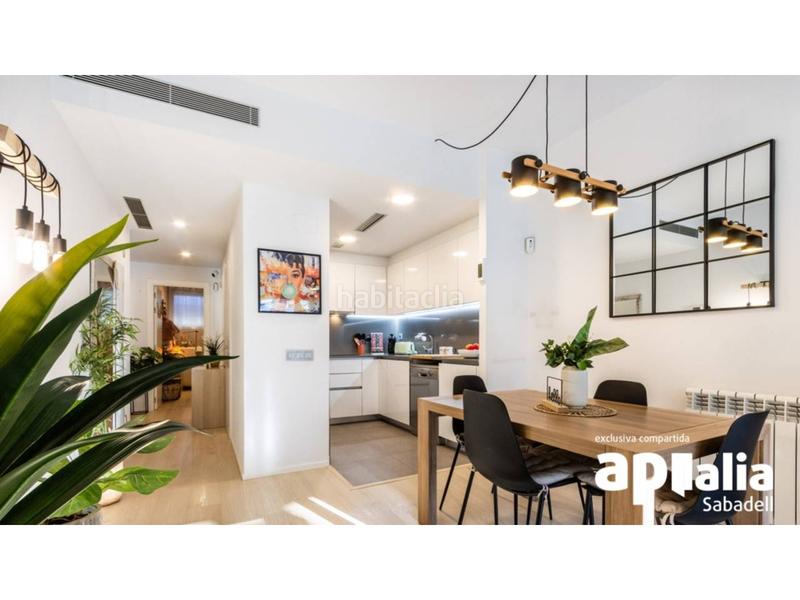 Foto 1e25f4c6-0e48-40a4-9e48-3ae1cae842ad. Etagenwohnung mit heizung parking pool in Eixample Sabadell