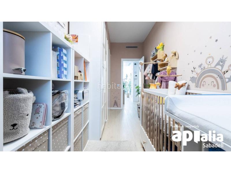 Foto 237ac5fd-9c0a-470b-9da5-784a16fff47a. Etagenwohnung mit heizung parking pool in Eixample Sabadell