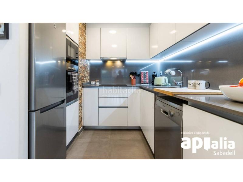 Foto 313611ab-f543-4f5d-8e89-4e65e7bf1e1e. Etagenwohnung mit heizung parking pool in Eixample Sabadell
