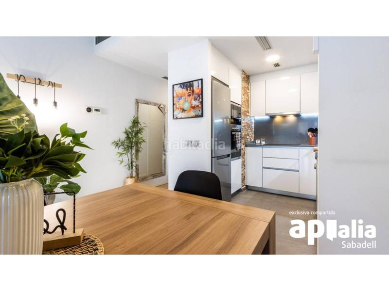 Foto 33aef7ac-a582-41fd-a95b-567df82ed623. Etagenwohnung mit heizung parking pool in Eixample Sabadell