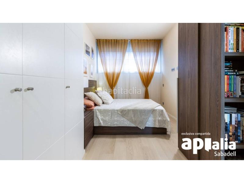 Foto 5891a572-42d7-4fc9-8de4-a037d5573723. Etagenwohnung mit heizung parking pool in Eixample Sabadell