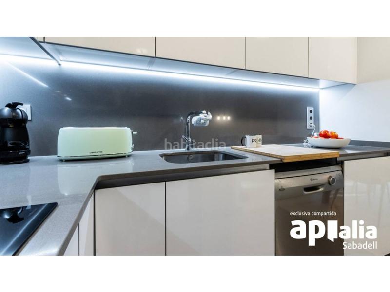 Foto 597946ad-a498-4eb4-bbe2-8fe0aa93c49d. Etagenwohnung mit heizung parking pool in Eixample Sabadell