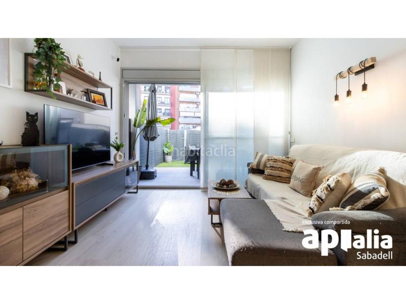 Foto 7528ea52-e0e2-4212-a982-89489b6c71c6. Etagenwohnung mit heizung parking pool in Eixample Sabadell