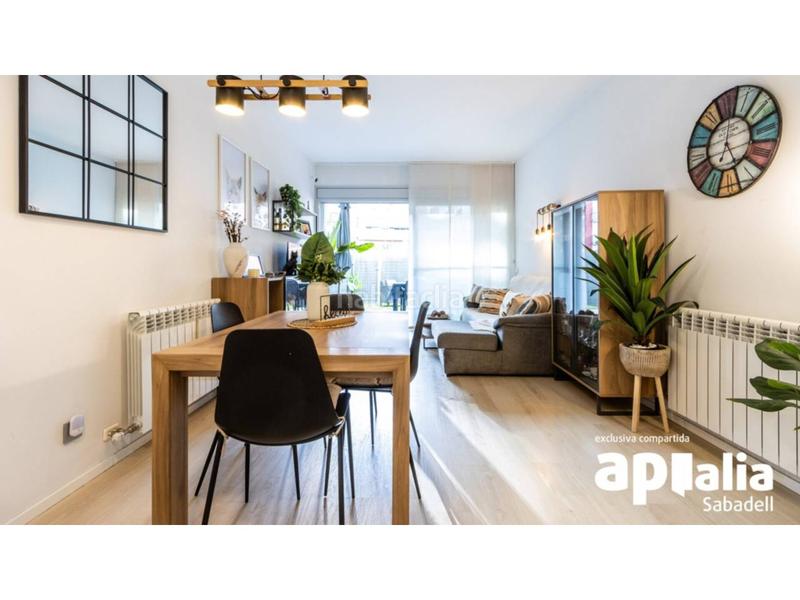 Foto 9a14cb6a-b4b7-481e-96c3-30b34b85e483. Etagenwohnung mit heizung parking pool in Eixample Sabadell