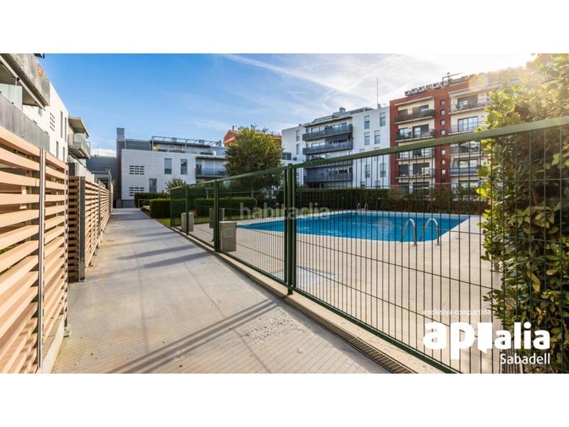 Foto a30c7dcb-1be9-4fb6-9a88-4d6450baf44c. Etagenwohnung mit heizung parking pool in Eixample Sabadell