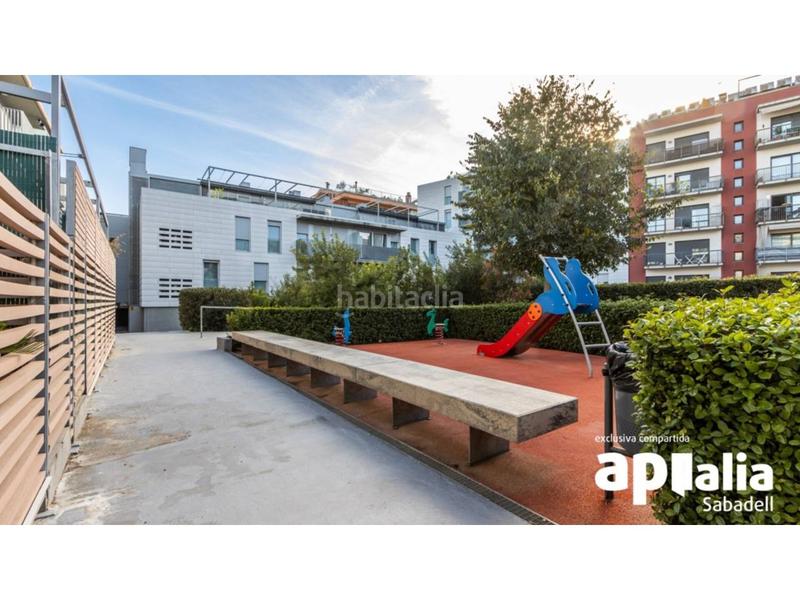 Foto ab8d50bc-d8e0-402d-be69-513aa79f2eeb. Etagenwohnung mit heizung parking pool in Eixample Sabadell