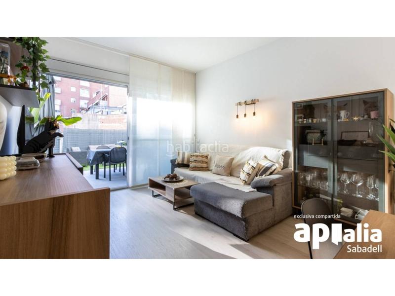 Foto b8aa854b-0bc0-4a7b-9316-739095a0b298. Etagenwohnung mit heizung parking pool in Eixample Sabadell