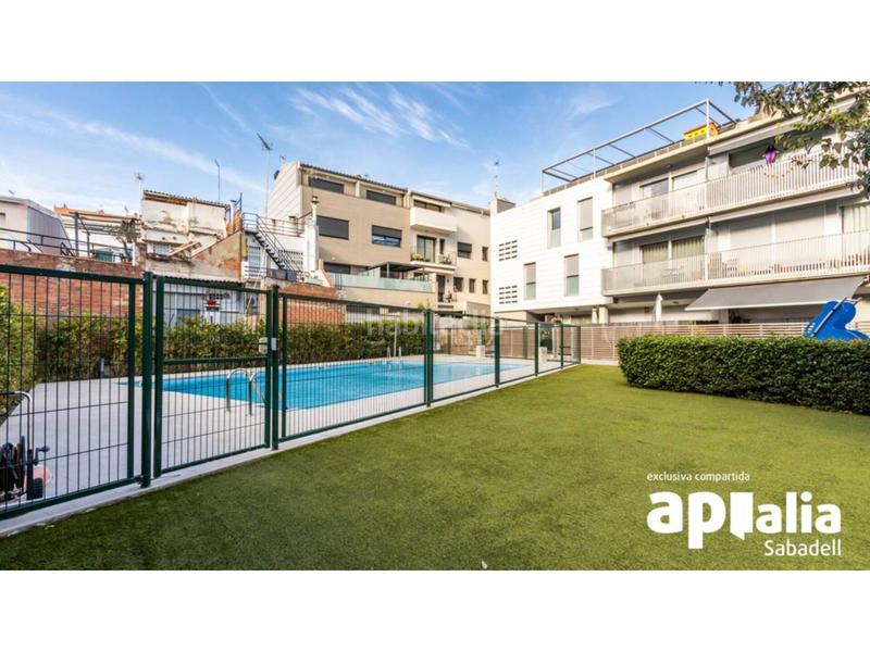 Foto c771e413-dcbf-4125-b68c-59eb2d4b8cdd. Etagenwohnung mit heizung parking pool in Eixample Sabadell