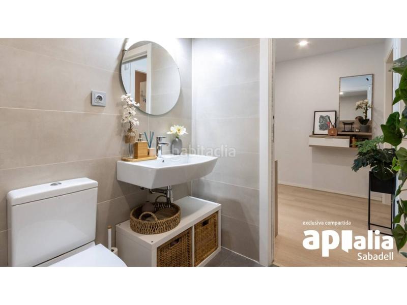 Foto d6f798cd-001a-4069-a029-c4be34676617. Etagenwohnung mit heizung parking pool in Eixample Sabadell