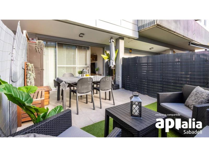 Foto e1d48b06-aec1-4a07-bb4e-8070e1d422d2. Etagenwohnung mit heizung parking pool in Eixample Sabadell