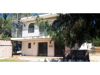 Maison jumelée à Airesol. Amplia casa en castellar del valles, finca ideal para 2 familias