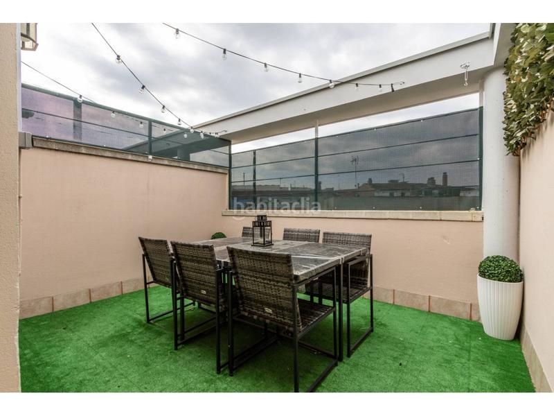 Foto 1d87e942-cd63-41f4-9a5a-70df6a7926cd. Penthouse with heating in Can Mas Ripollet