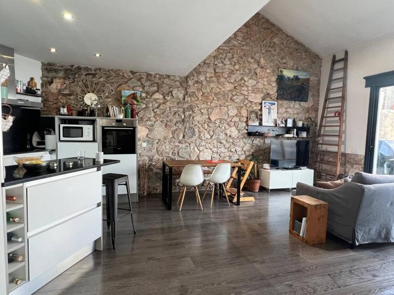 Foto b46ed860-3650-4642-bfaf-4c3ede510b33. Casa amb calefacció a Poble - Casc Antic Castellar del Vallès