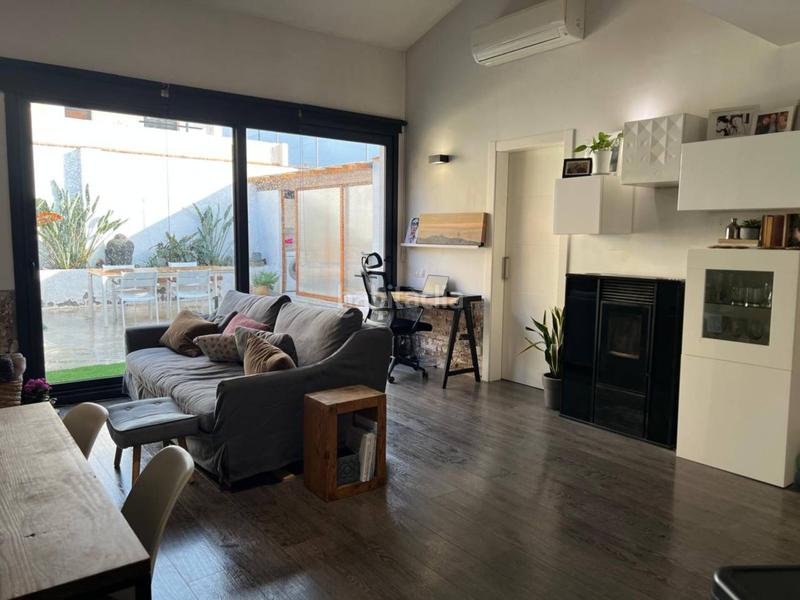 Foto e4cf1b30-5fcd-45a2-b77a-b28053487883. Casa amb calefacció a Poble - Casc Antic Castellar del Vallès