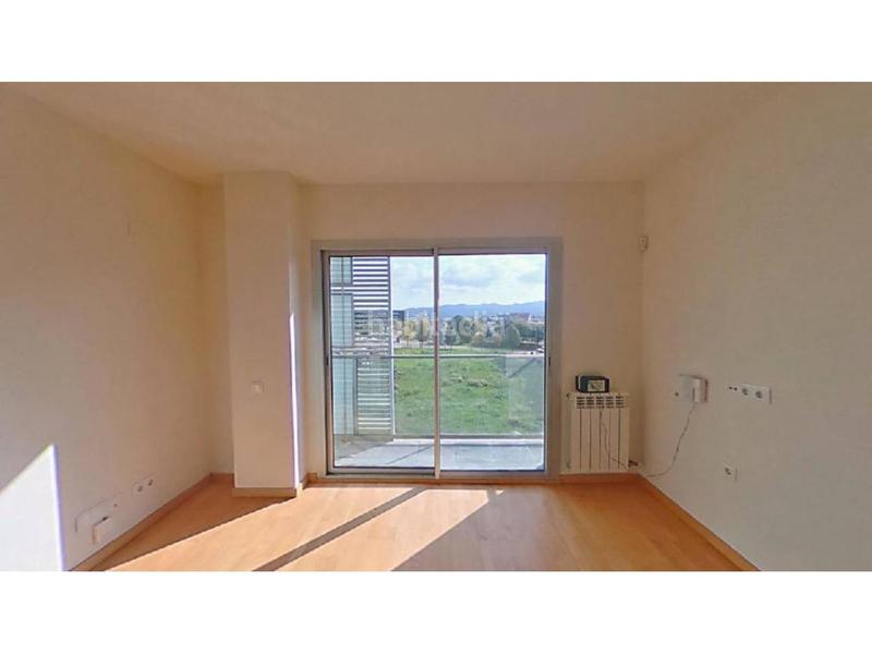 Foto 6d952bc9-e145-4fad-9068-090dc8252f32. Flat with heating pool in Volpelleres Sant Cugat del Vallès