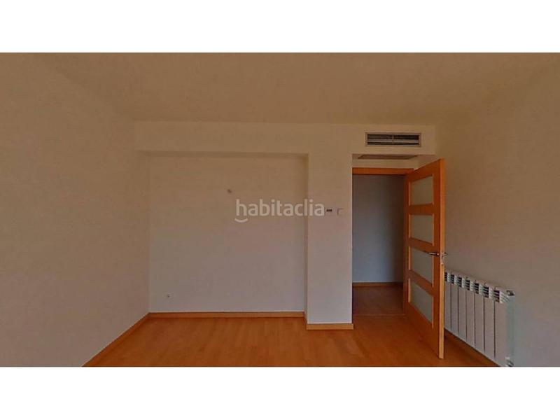 Foto 87d8e4ff-1ece-44f3-86b9-60f18dbefe81. Flat with heating pool in Volpelleres Sant Cugat del Vallès