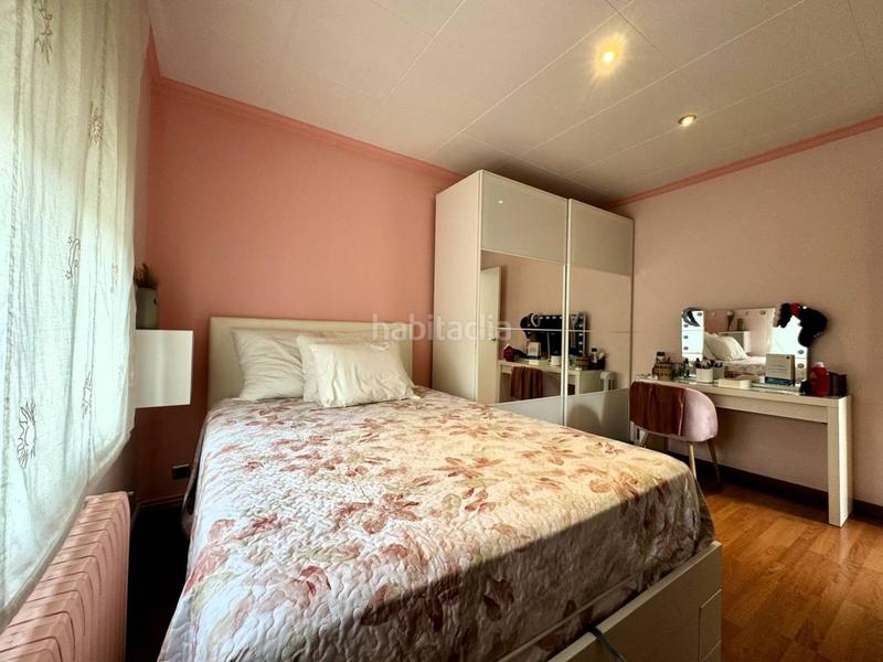 Foto 85f9ceab-3b35-4c15-8c22-7b06b4c13069. Casa a schiera con parcheggio in Creu Alta Sabadell