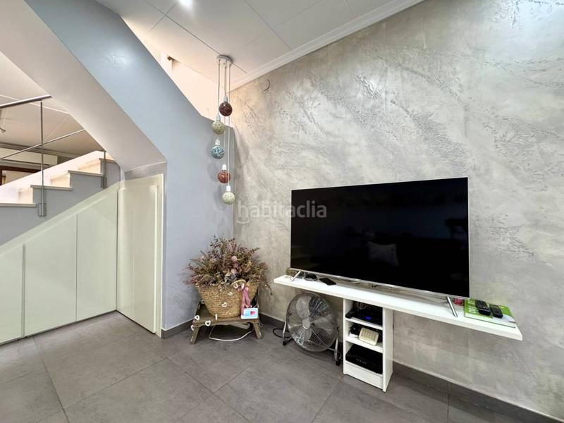 Foto d2ec36ac-762f-4a97-81e9-853f56bce662. Casa a schiera con parcheggio in Creu Alta Sabadell