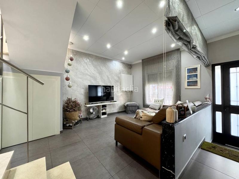 Foto f5f80717-ccec-4c90-a770-4e81bd8d6d41. Casa a schiera con parcheggio in Creu Alta Sabadell