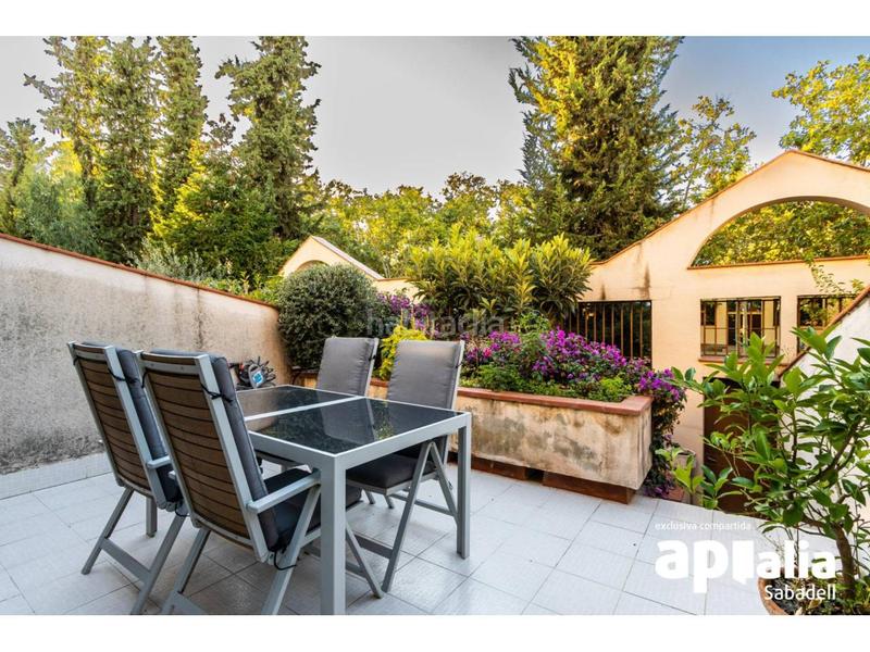 Foto 33074f0b-b93b-487a-9b8d-63f23ca448d2. Haus mit heizung parking in Creu Alta Sabadell