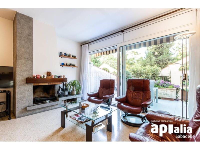 Foto 42e1bb8b-0670-4ccd-915d-de681c383c10. Haus mit heizung parking in Creu Alta Sabadell